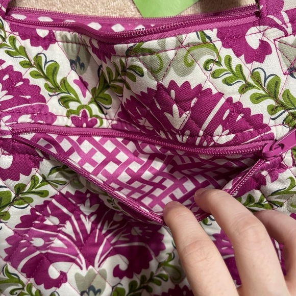 Vera Bradley Julep Tulip Crossbody Hipster NWT - Picture 4 of 9